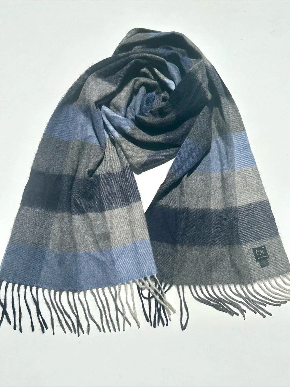 Qi Cashmere Blue & Gray Plaid Fringe Scarf, 100% Cashmere, 70”x12”